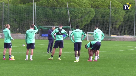 Miniatura para la entrada Entrenamiento físico en la Ciudad Deportiva (28-12-21)