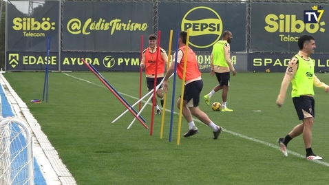 Miniatura para Primer entrenamiento tras la victoria ante el Málaga