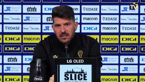Miniatura para Iván Pernía: &quot;Una vez más salimos del descanso y nos hacen un gol&quot; (17/02/2024)