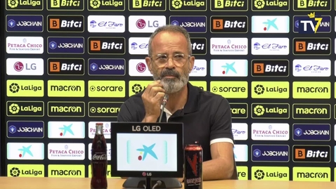 Miniatura para Álvaro Cervera : “El gol de penalti fue una losa para nosotros&quot;