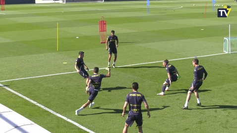 Miniatura para Arranca el trabajo en la Ciudad Deportiva preparando el duelo ante el Real Madrid (12-04-23)
