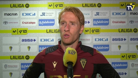 Miniatura para Álex: &quot;Competimos contra un grandísimo equipo y esta es la línea&quot;