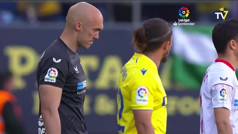 Miniatura para Resumen del Cádiz CF 0-2 Sevilla FC (J27 - 22/23)