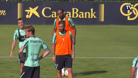 Miniatura para Última sesión de entrenamiento antes de medirse al Celta de Vigo (16/9/21)
