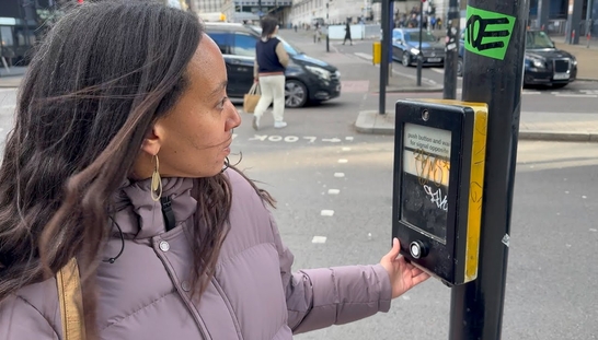 London vs Paris: Accessible Pedestrian Signals