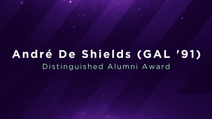 NYU Alumni Awards 2022: André De Shields (GAL ’91)