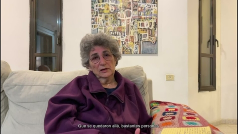 Thumbnail for Adina Moshe, de 72 años, fue liberada del cautiverio de Hamás después de 49 días, habla sobre las condiciones de cautiverio y pide la liberación de los demás secuestrados.