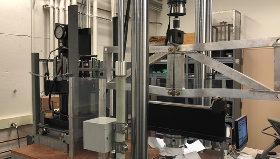 Hill Hall 151: Servohydraulic Load Frames