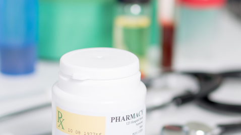 Thumbnail for Health Hack: Ibuprofen Instead of Opioids