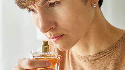 Thumbnail for Is Parosmia or the Loss of Smell Dangerous?