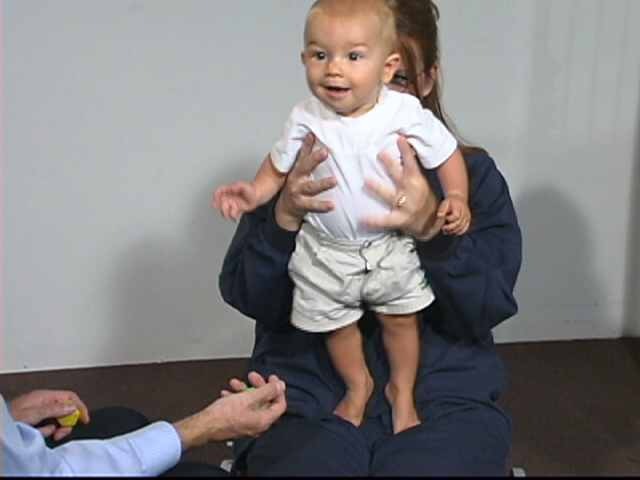 neurologic-exam-pediatric-6-month-old-normal-postural-reflexes