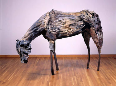 Video Asset | Compare And Contrast Two Sculptures | Artopia | Knowitall.org